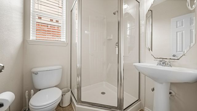 2803 Darby Brook Drive, Fresno, TX 77545