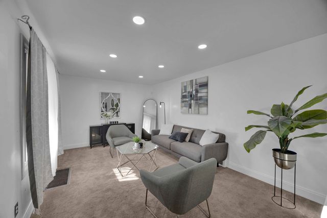 3238 178th Street, Lansing, IL 60438