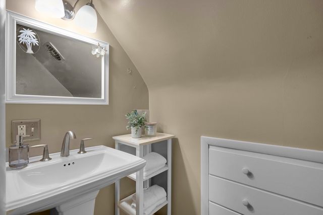 3238 178th Street, Lansing, IL 60438