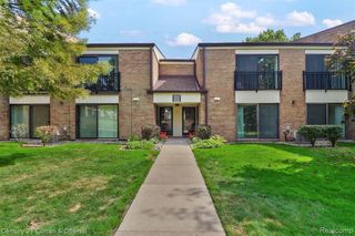 18411 University Park Drive Drive, Livonia, MI 48152