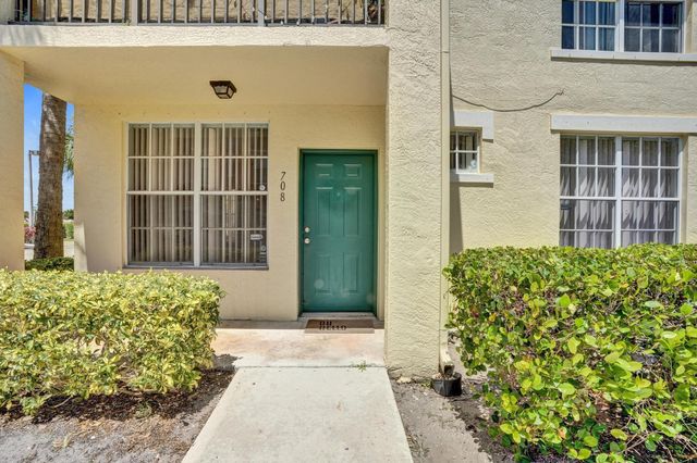 708 Belmont Place, Boynton Beach, FL 33436