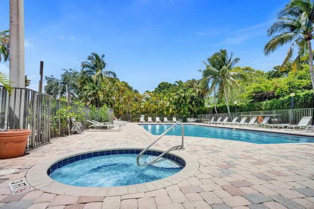 708 Belmont Place, Boynton Beach, FL 33436