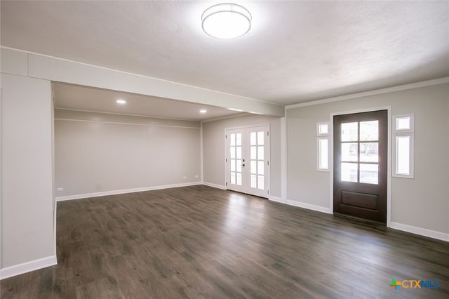 2807 Bluebonnet Street, Victoria, TX 77901