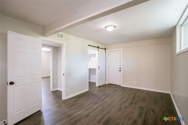 2807 Bluebonnet Street, Victoria, TX 77901