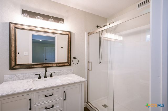 2807 Bluebonnet Street, Victoria, TX 77901