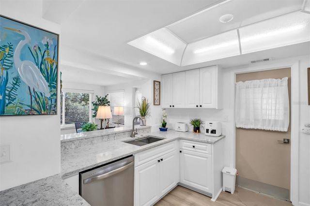 10131 43RD WAY N 2, Pinellas Park, FL 33782