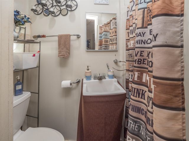 521 Pearl Street, Kalamazoo, MI 49007