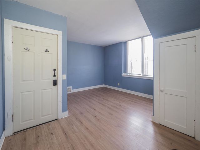 521 Pearl Street, Kalamazoo, MI 49007