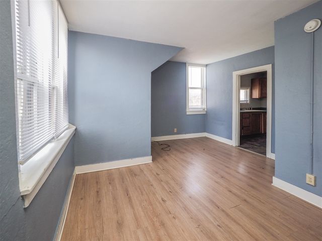 521 Pearl Street, Kalamazoo, MI 49007