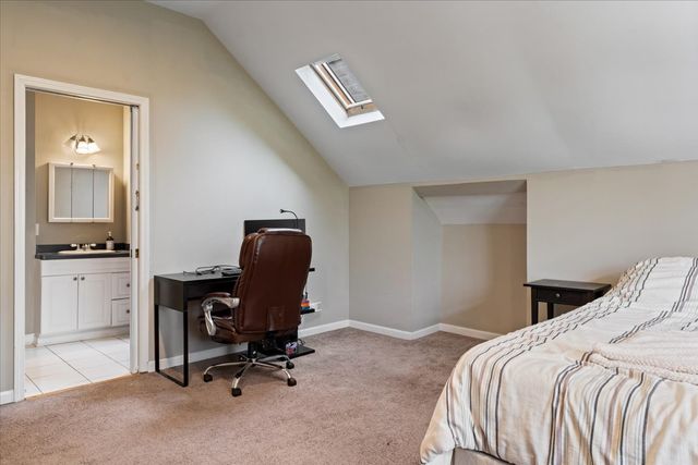 2553 N Southport Avenue 2R, Chicago, IL 60614