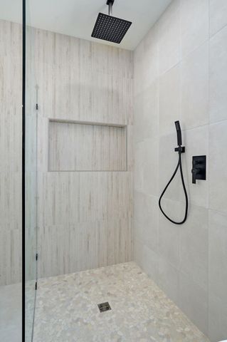 9966 E Farm Road 186, Rogersville, MO 65742