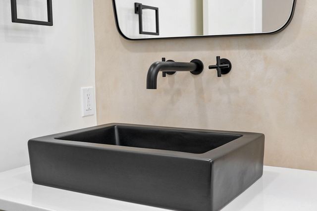 9966 E Farm Road 186, Rogersville, MO 65742