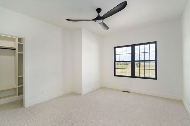 9966 E Farm Road 186, Rogersville, MO 65742