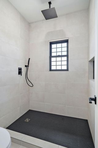 9966 E Farm Road 186, Rogersville, MO 65742