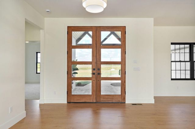 9966 E Farm Road 186, Rogersville, MO 65742