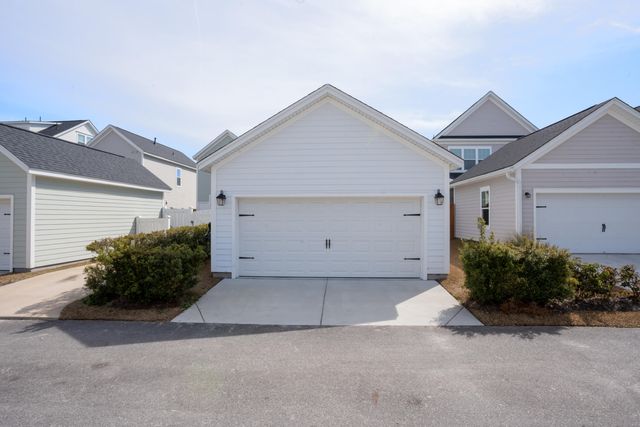 312 Eclipse Street, Summerville, SC 29486