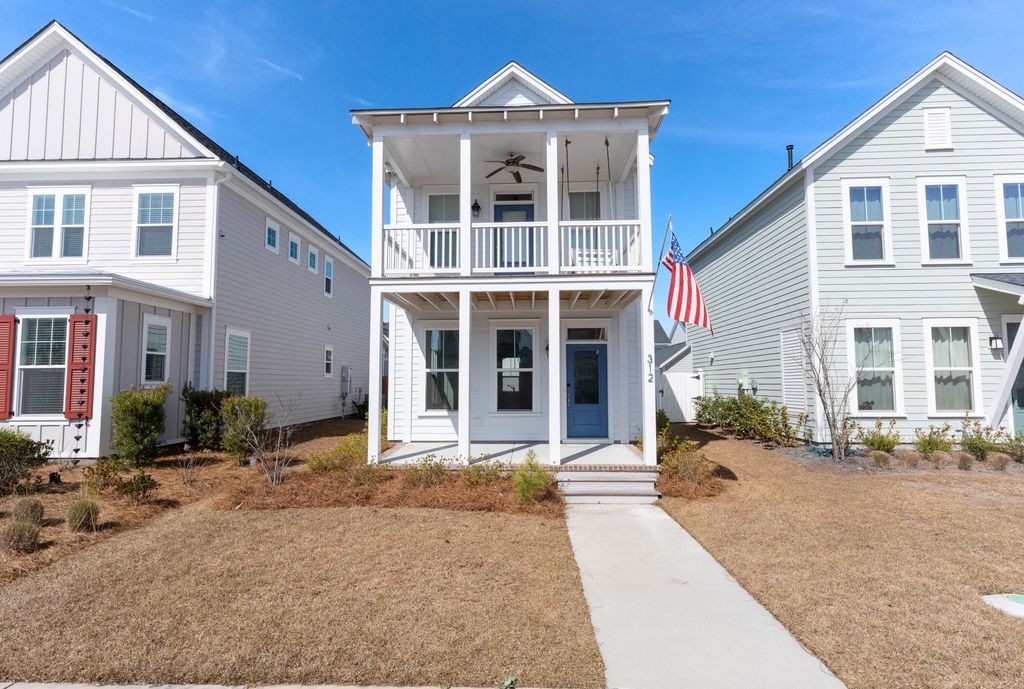 Image 1 of property listing at 312 Eclipse Street, Summerville, SC 29486