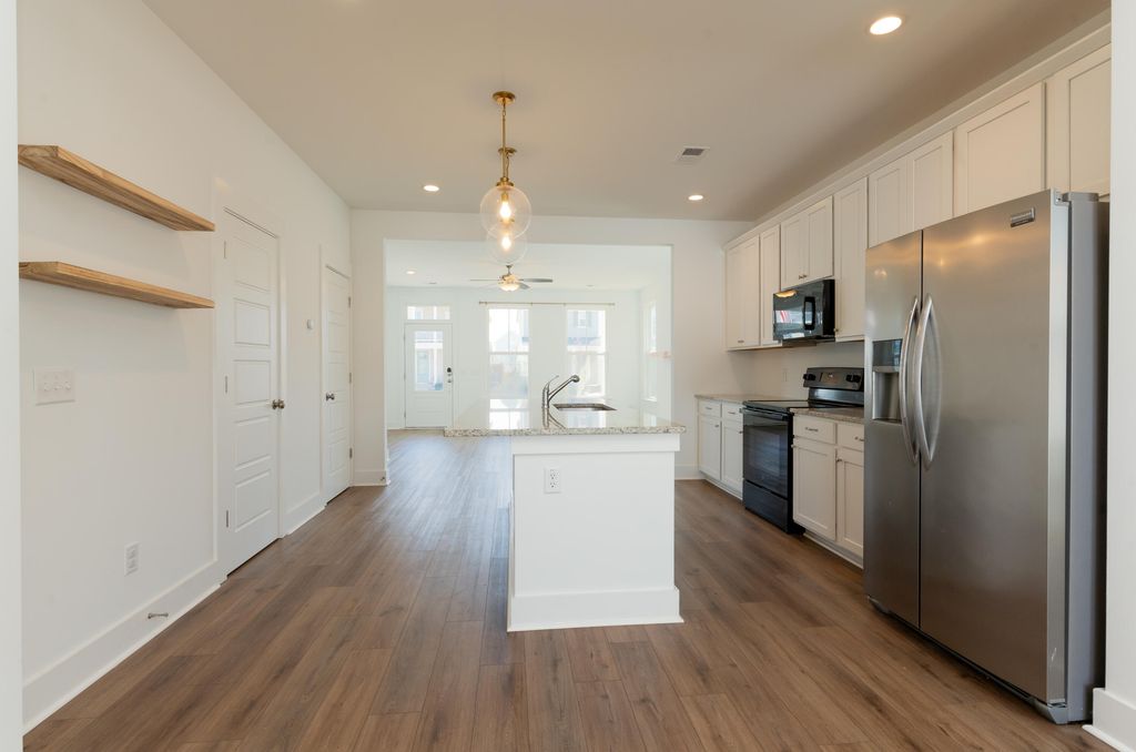 Image 9 of property listing at 312 Eclipse Street, Summerville, SC 29486