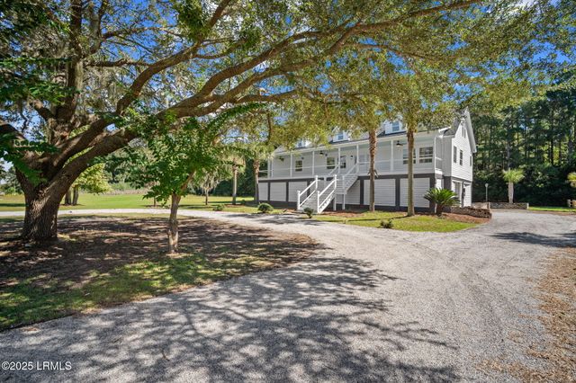 29 Bermuda Inlet Drive, St. Helena Island, SC 29920