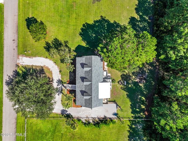 29 Bermuda Inlet Drive, St. Helena Island, SC 29920