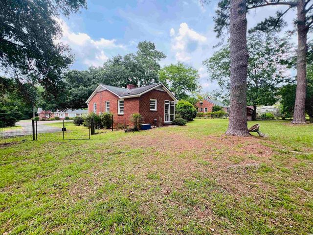 517 Singleton Ave, Kingstree, SC 29556