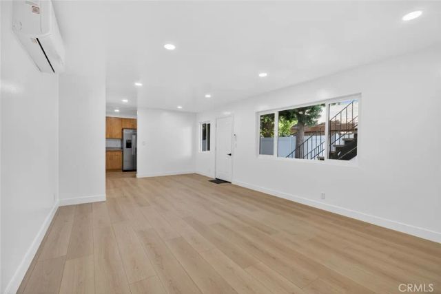 1015 Grover 3, Glendale, CA 91201