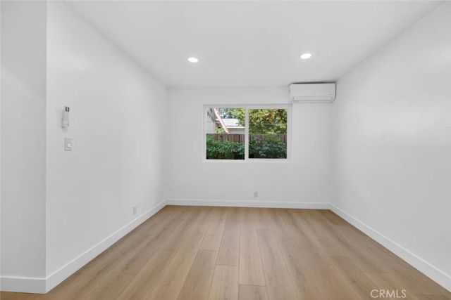 1015 Grover 3, Glendale, CA 91201