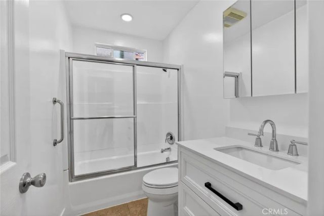 1015 Grover 3, Glendale, CA 91201