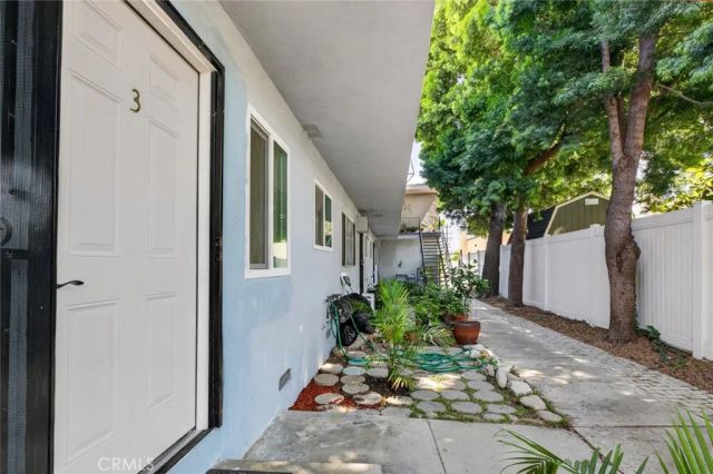 1015 Grover 3, Glendale, CA 91201