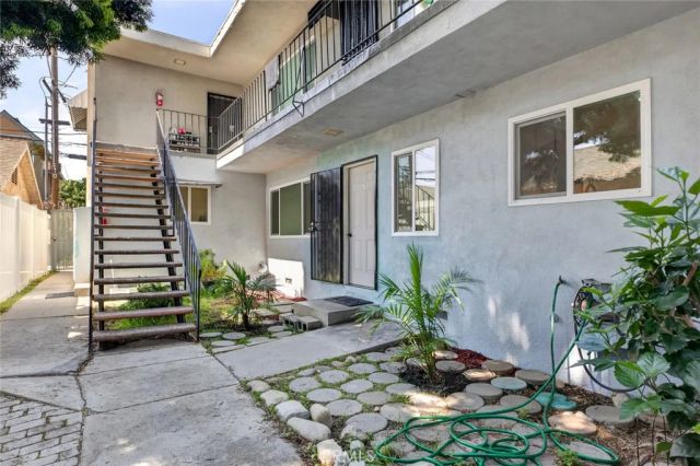 1015 Grover 3, Glendale, CA 91201
