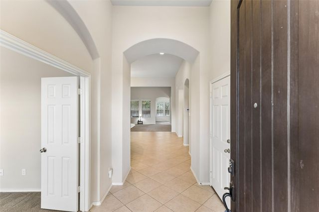 505 Cerezo DR, Leander, TX 78641