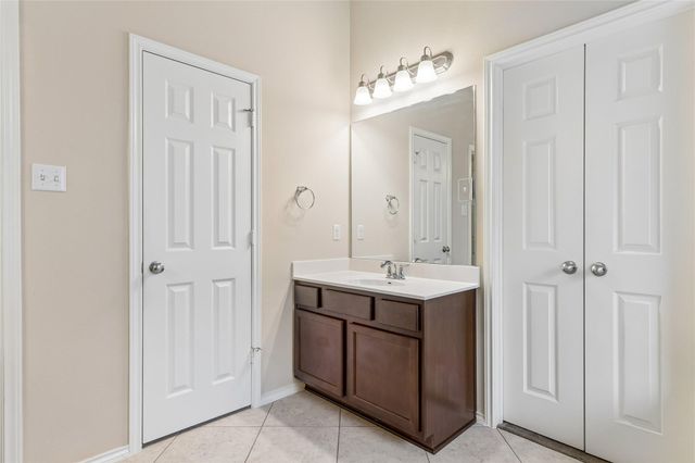 505 Cerezo DR, Leander, TX 78641