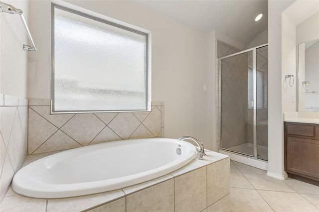 505 Cerezo DR, Leander, TX 78641