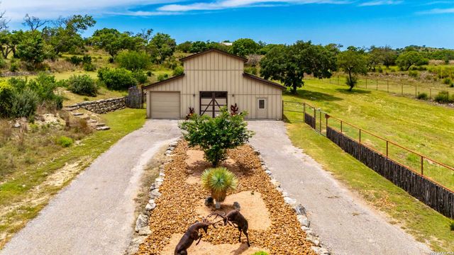 1454 Kendall Jackson Rd, Comfort, TX 78013