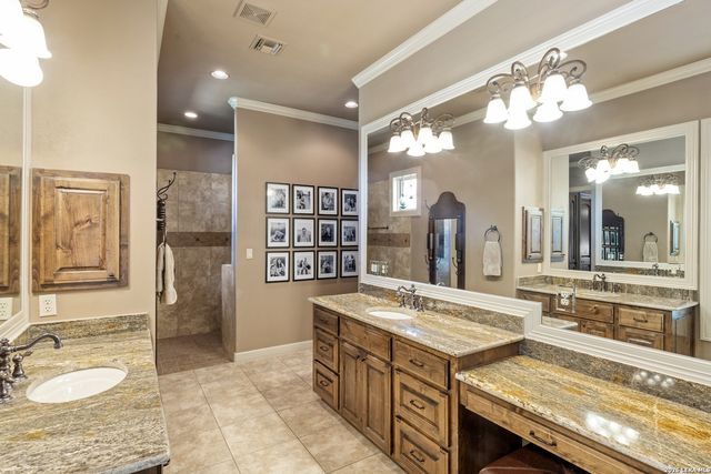 1454 Kendall Jackson Rd, Comfort, TX 78013