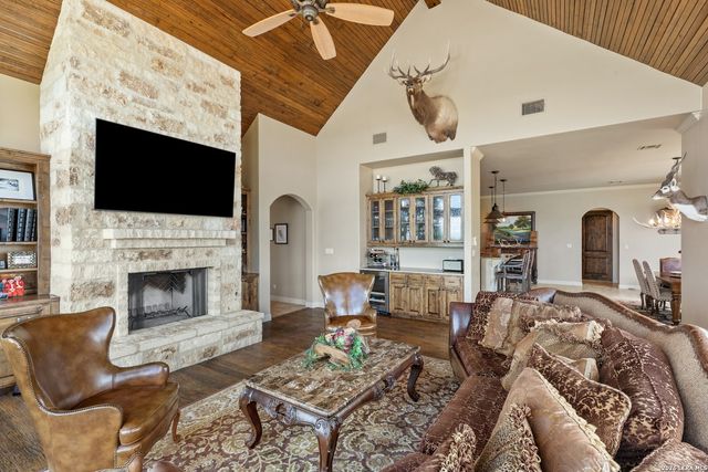 1454 Kendall Jackson Rd, Comfort, TX 78013