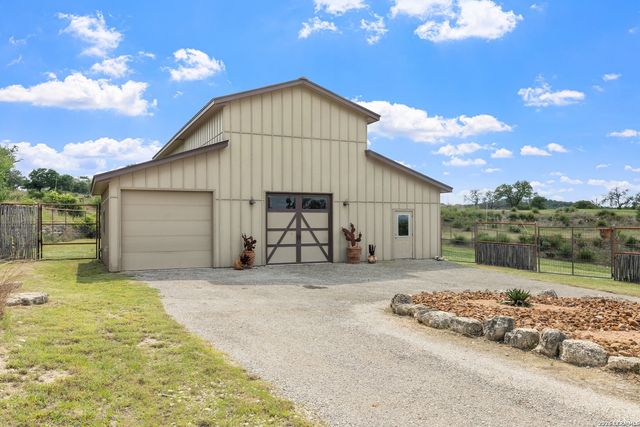 1454 Kendall Jackson Rd, Comfort, TX 78013