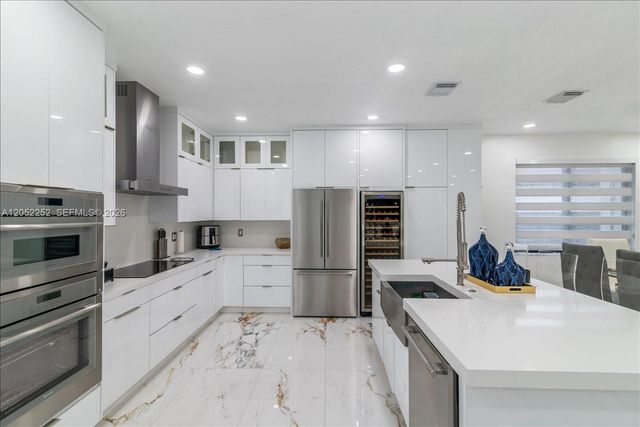 16234 SW 48th Terrace, Miami, FL 33185