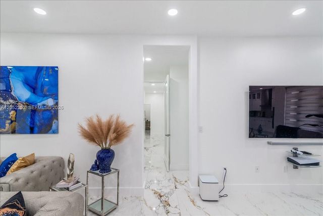 16234 SW 48th Terrace, Miami, FL 33185
