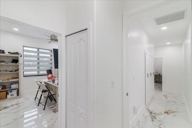16234 SW 48th Terrace, Miami, FL 33185