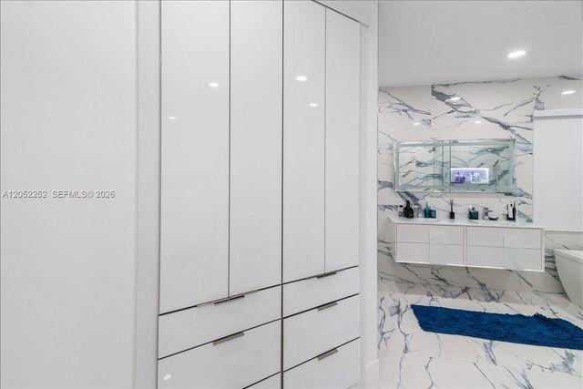 16234 SW 48th Terrace, Miami, FL 33185
