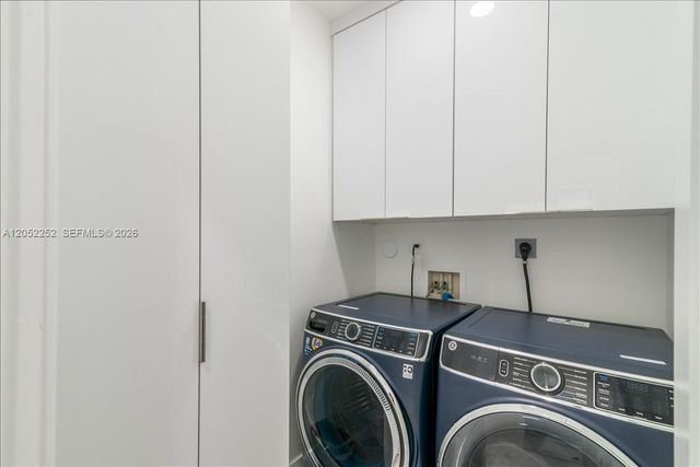 16234 SW 48th Terrace, Miami, FL 33185