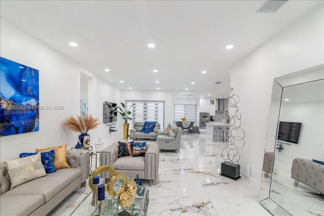 16234 SW 48th Terrace, Miami, FL 33185