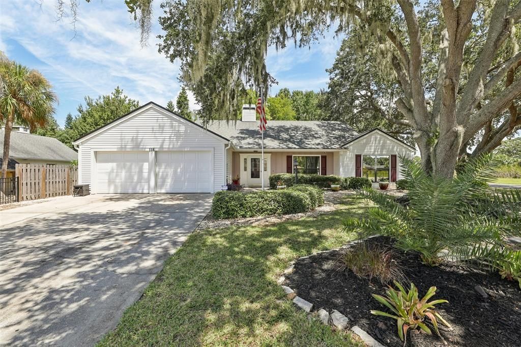 116 E DELAWARE STREET, Tavares, FL 32778