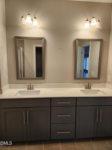 1528 Vergeland Drive, Hope Mills, NC 28348