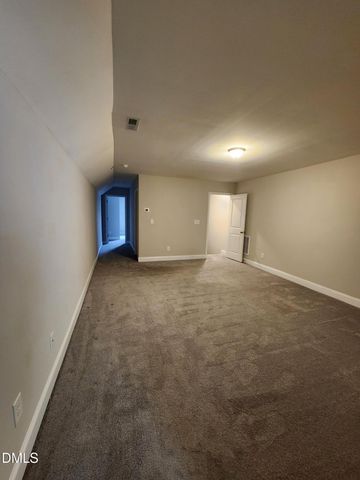 1528 Vergeland Drive, Hope Mills, NC 28348