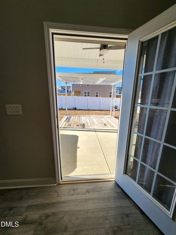 1528 Vergeland Drive, Hope Mills, NC 28348