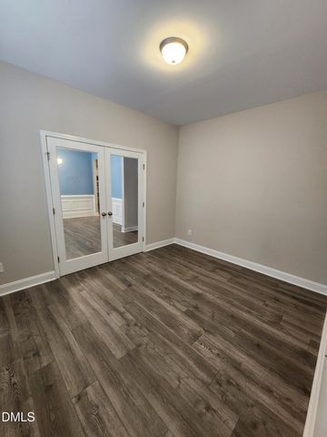 1528 Vergeland Drive, Hope Mills, NC 28348