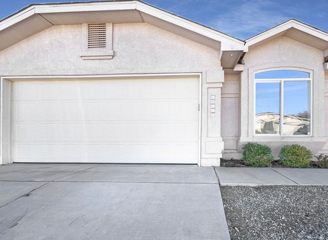 10616 Andalusian Avenue SW, Albuquerque, NM 87121