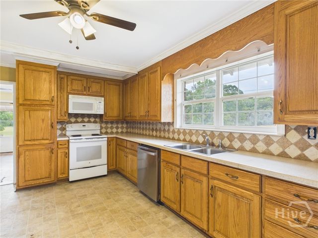 1600 McNutt Creek Road, Bogart, GA 30622